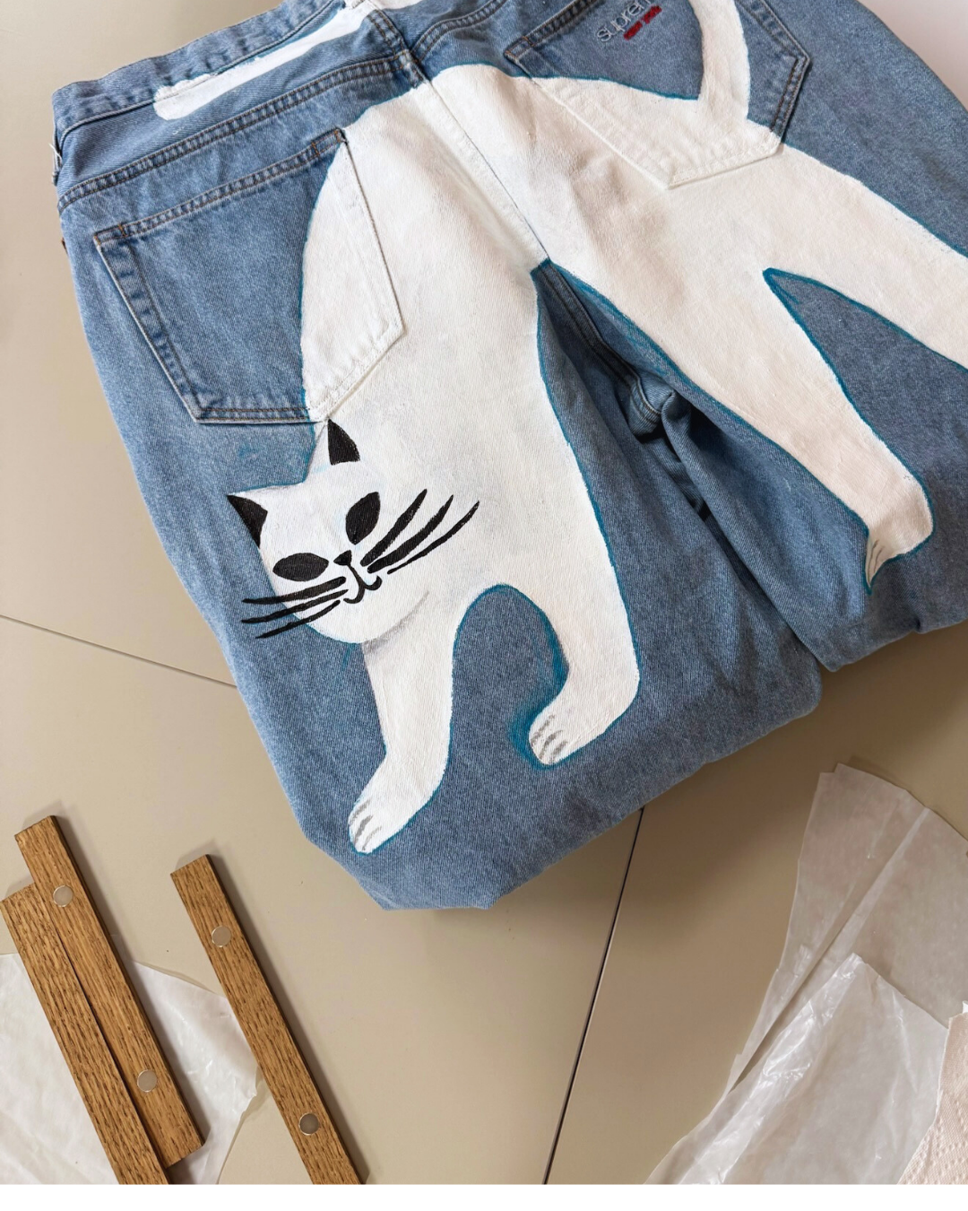 Art Meets Fashion: Decorate Your Wearables (Summer Program for Ages 10+)