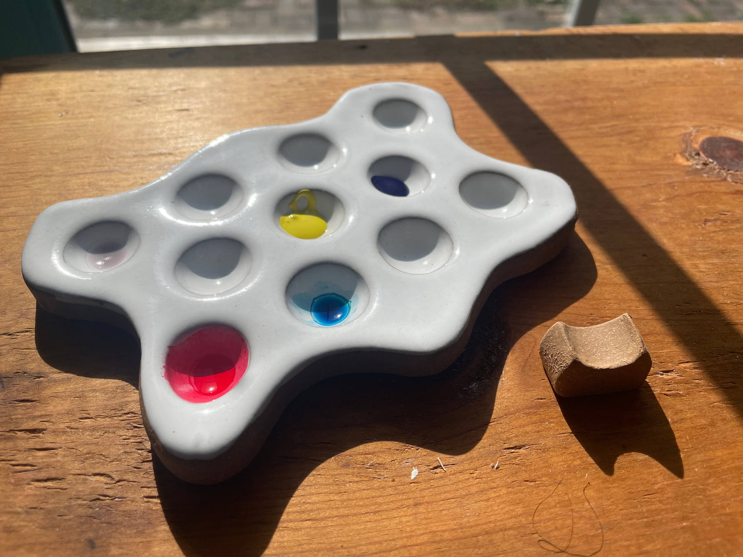 Handmade Ceramic Artist Paint Palette (Splat shape)